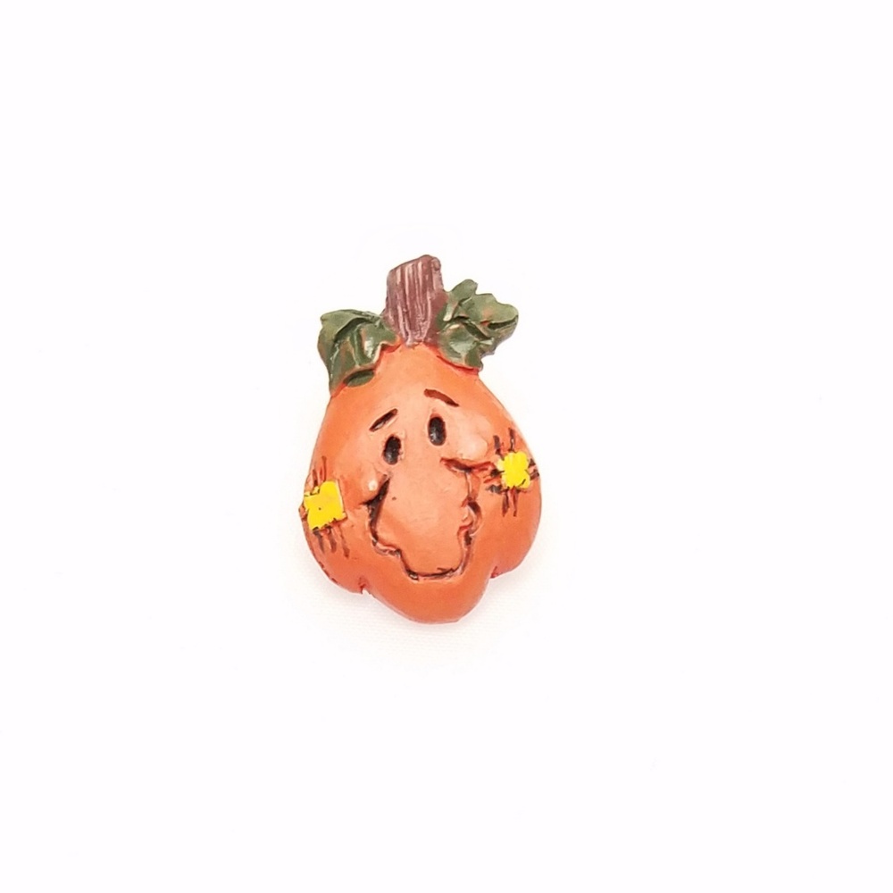 Vtg Adorable Small Fall Smiling Pumpkin Brooch Pin
